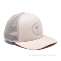 Platte borduurwerk gesloten mesh cap